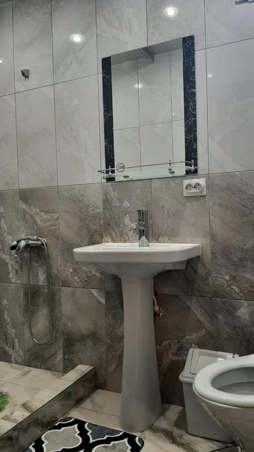 Zolotaya Buhta 10 Hotel Pizunda Bilik gambar